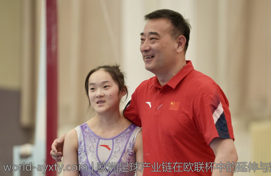 欧洲足球产业链在欧联杯中的延伸与影响